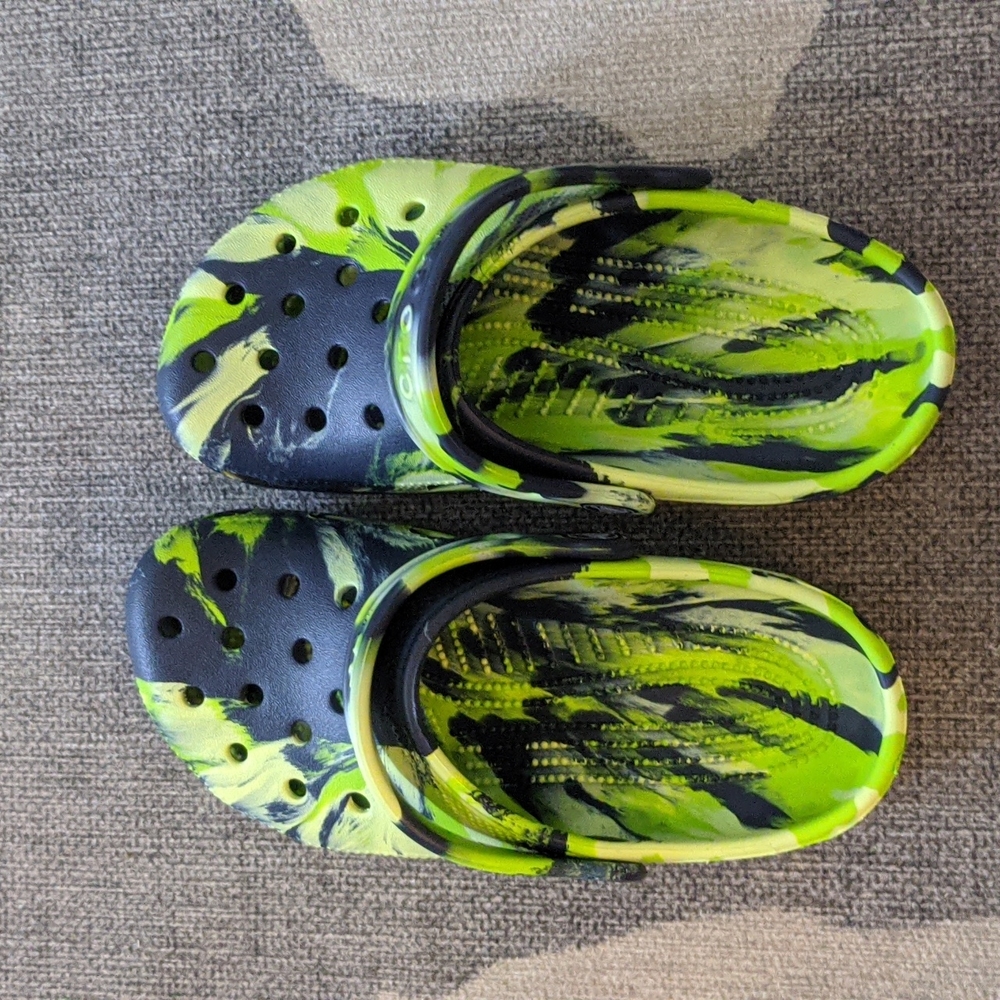 Crocs size junior 1